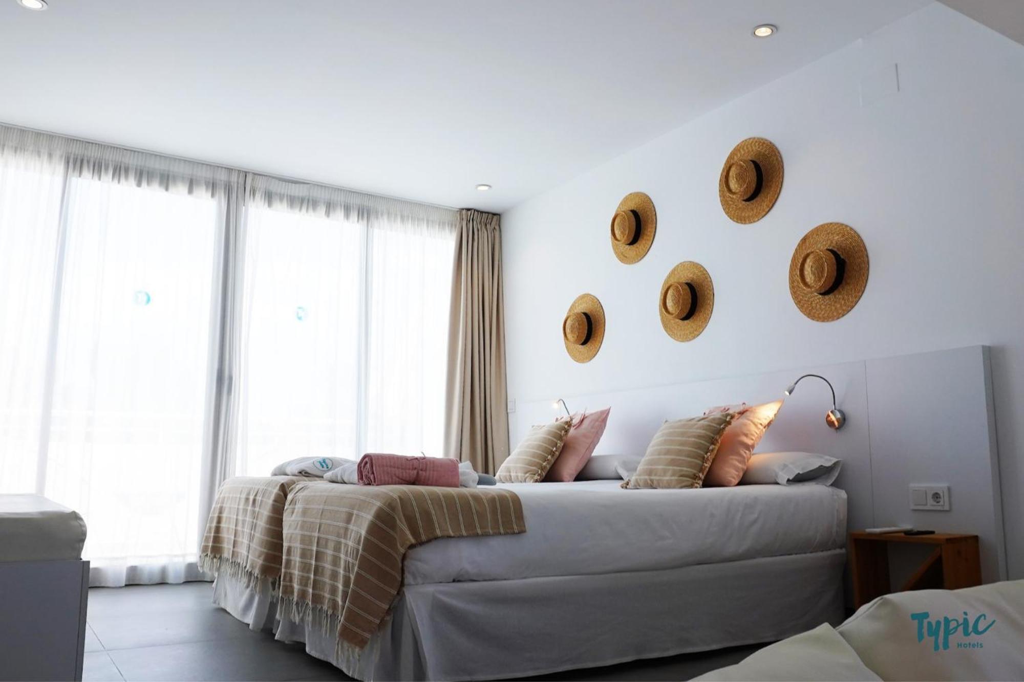 Typic Marina Playa - Adults Only Aparthotel San Antonio  Eksteriør bilde