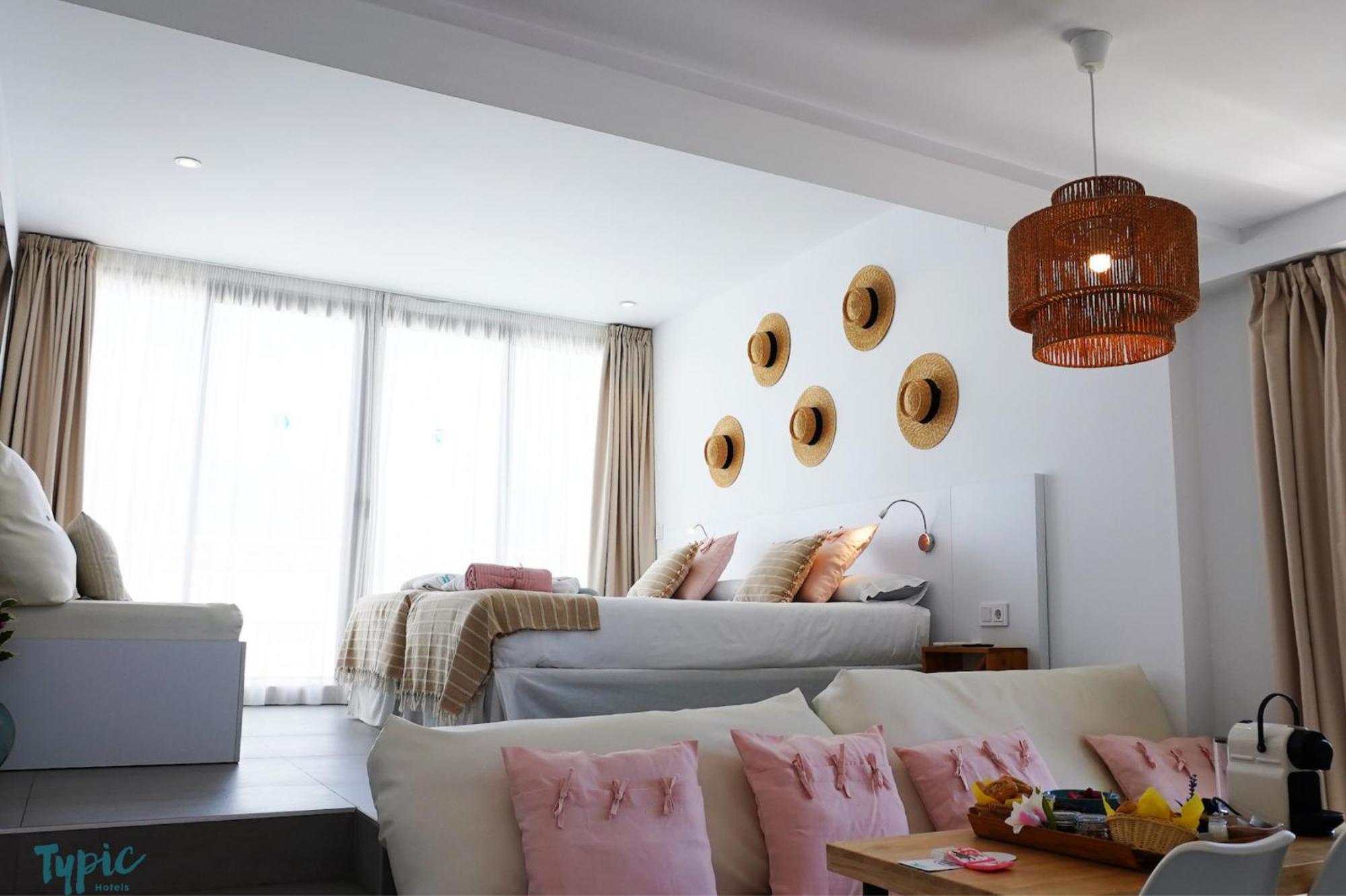 Typic Marina Playa - Adults Only Aparthotel San Antonio  Eksteriør bilde